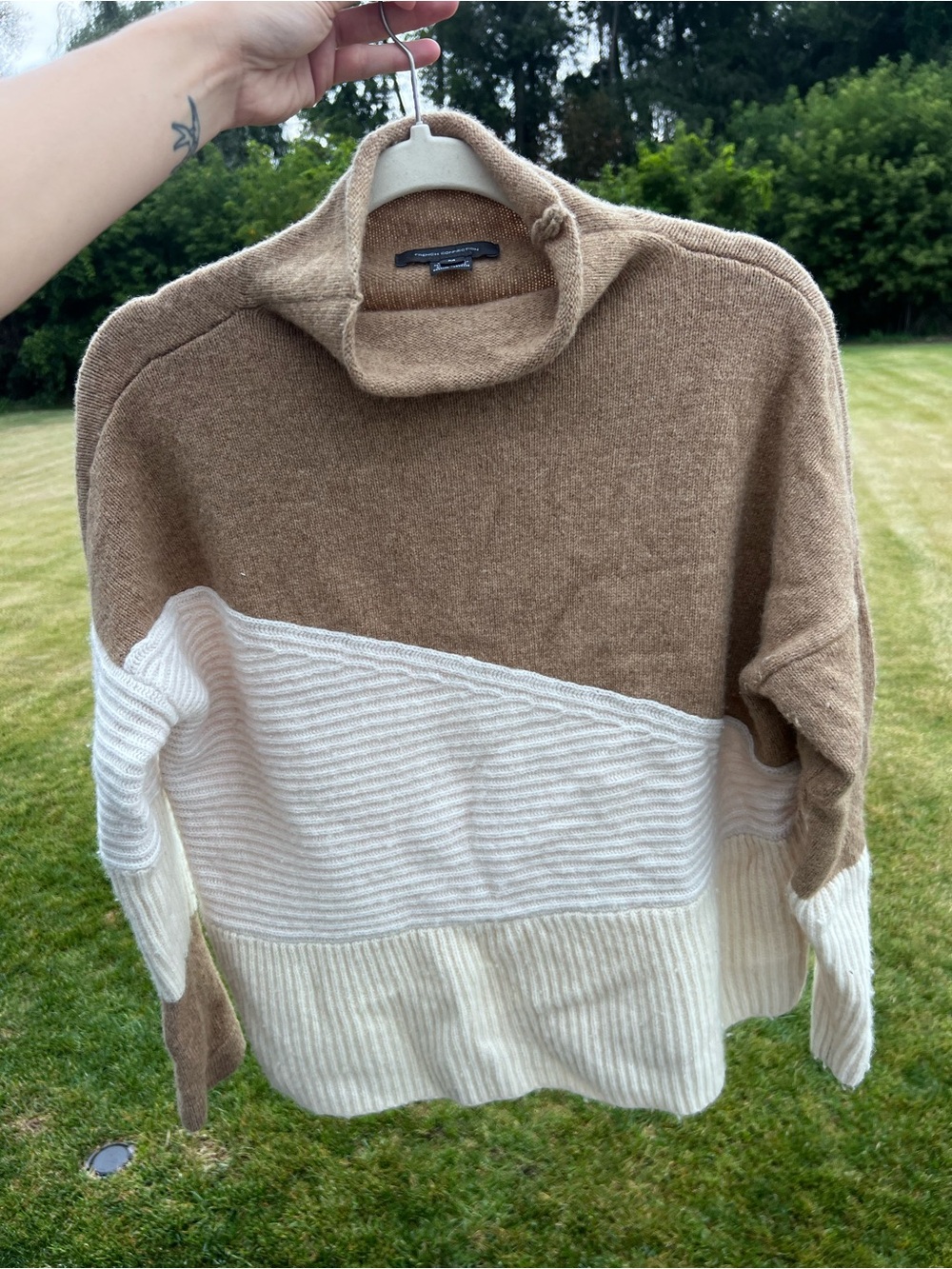 French Connection Camel & Cream Diagonal Colorblock Mock Neck Sweater M